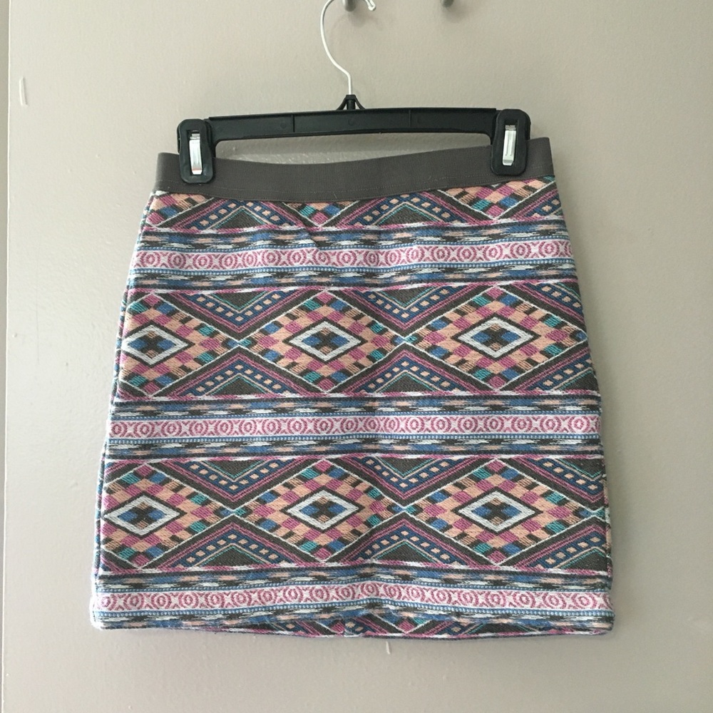 geometric mini skirt